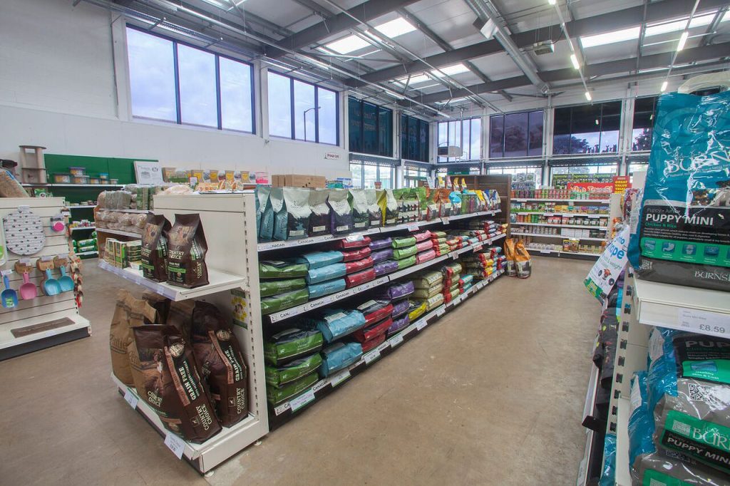 Pet shop in the UK with a variety of pet-friendly products